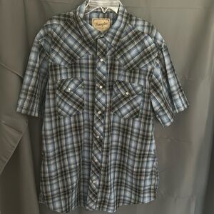 Wrangler Western wear short sleeve shirt